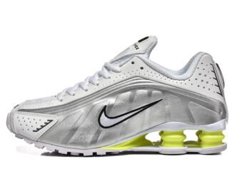 Nike Shox r4