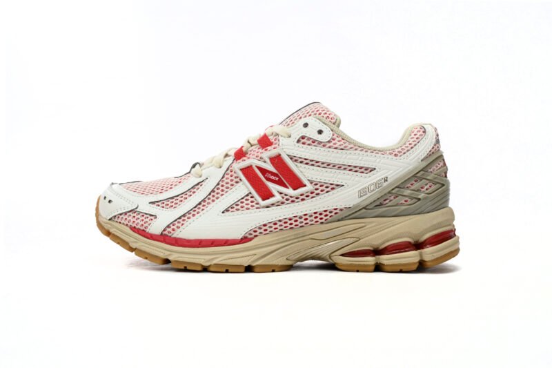 M1906RO-NEW-BALANCE-White-Red.jpeg