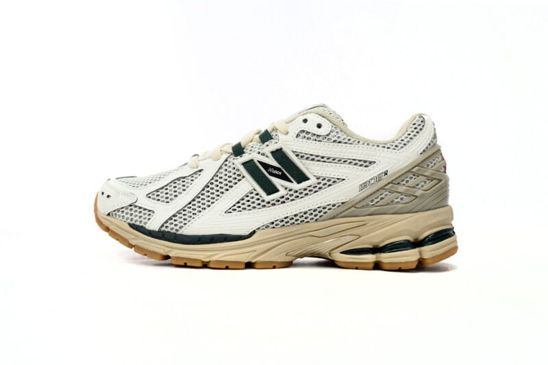 M1906RQ-NEW-BALANCE-White-Red.jpeg