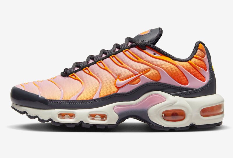 Nike-Air-Max-Plus-WMNS-Magma-Orange.jpeg