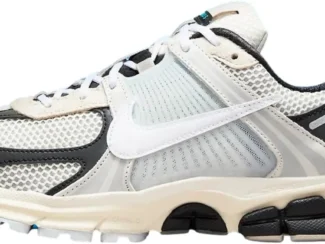 Nike Air Zoom Vomero 5 Supersonic 1