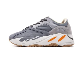 ADIDAS YEEZY BOOST 700 MAGNET REAL BOOST