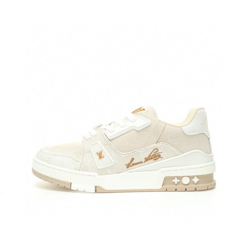 lv-trainer-beige.-.jpeg